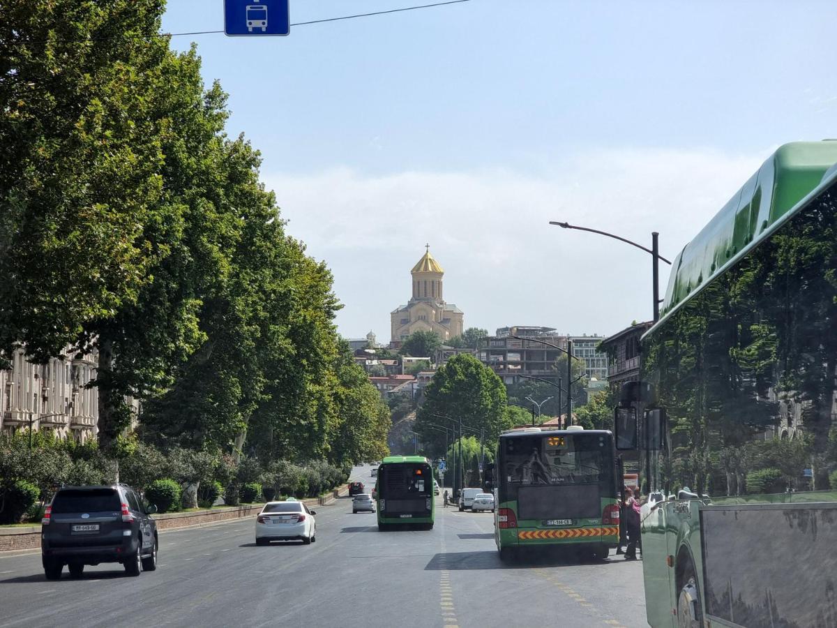 Old Tbilisi Freedom Square, Tbilisi Площадь Свободы المظهر الخارجي الصورة
