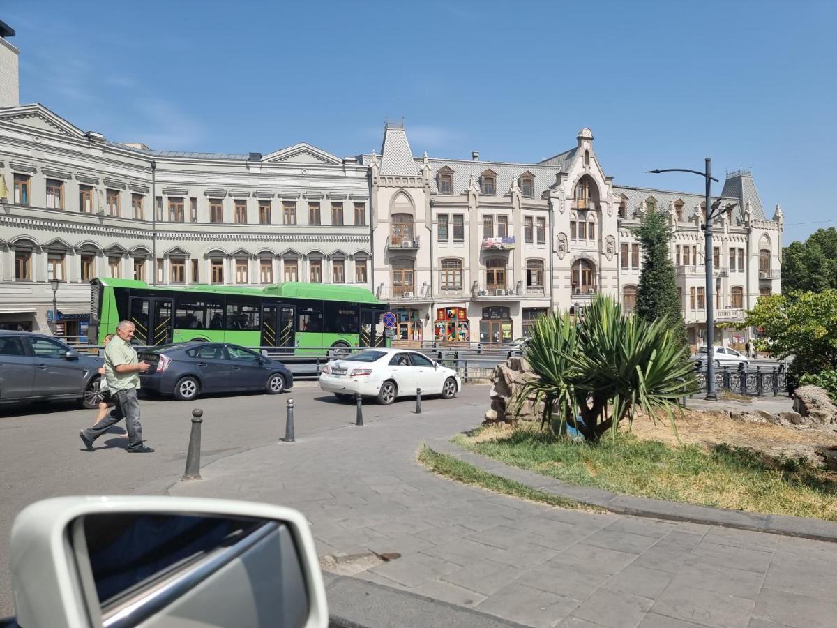 فيلا Old Tbilisi Freedom Square, Tbilisi Площадь Свободы المظهر الخارجي الصورة