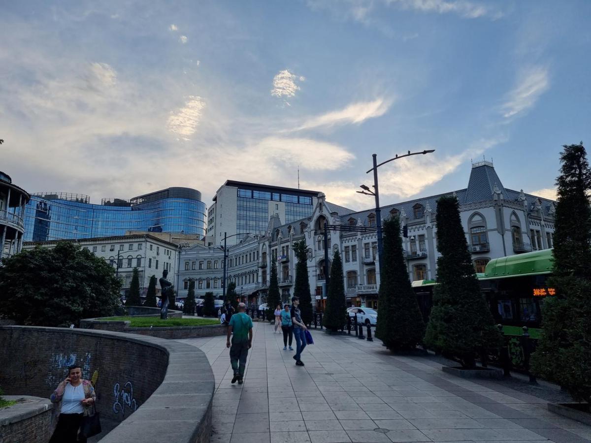 فيلا Old Tbilisi Freedom Square, Tbilisi Площадь Свободы المظهر الخارجي الصورة