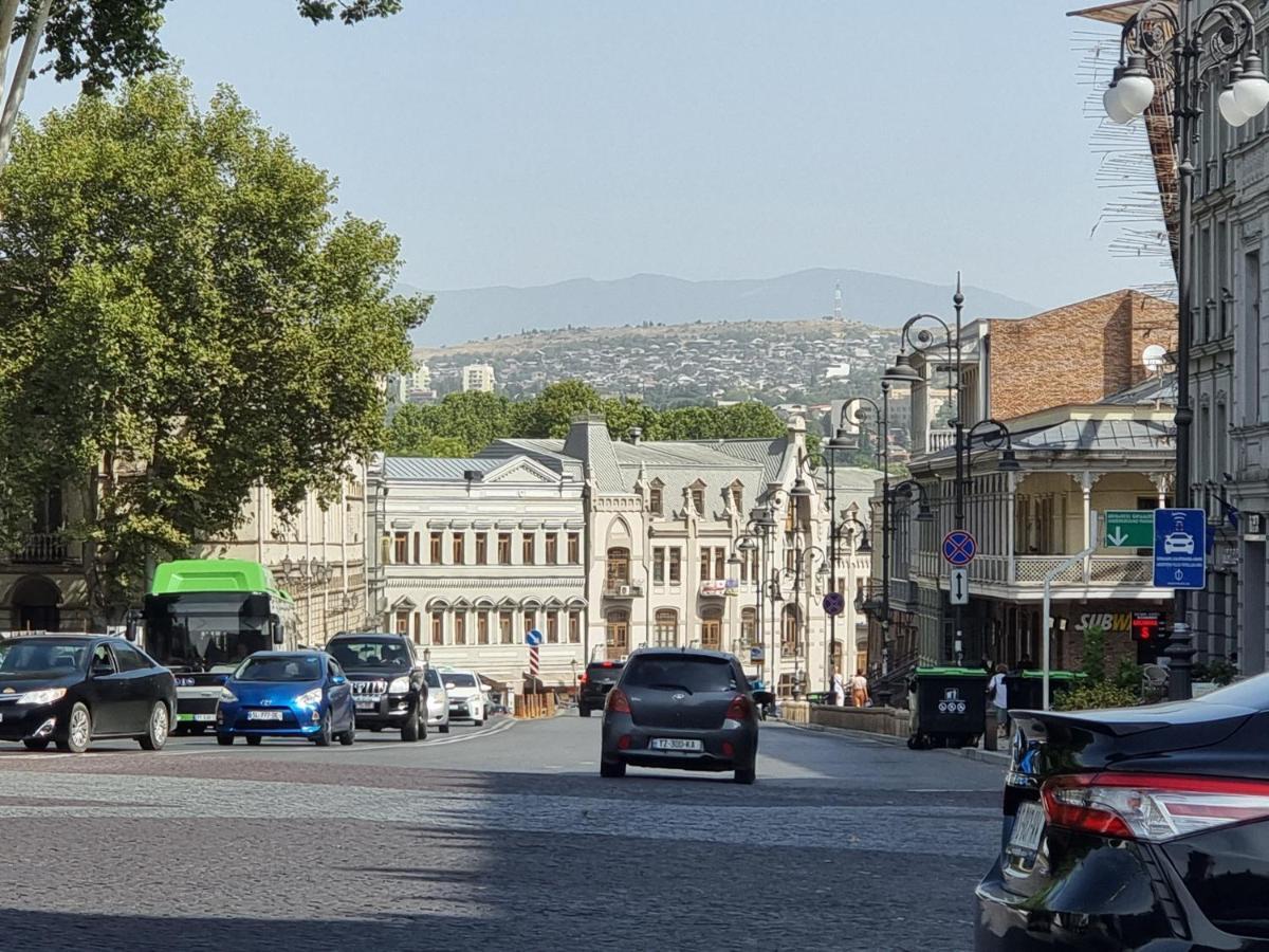 فيلا Old Tbilisi Freedom Square, Tbilisi Площадь Свободы المظهر الخارجي الصورة